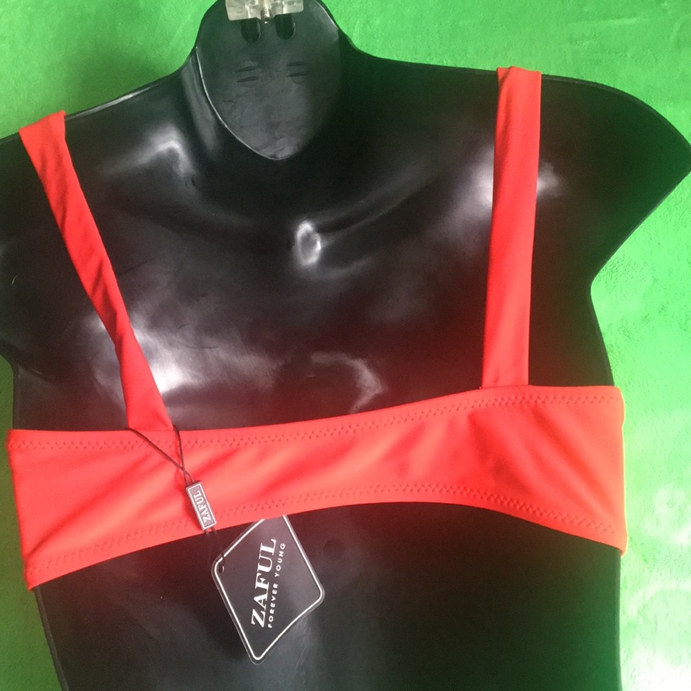 Zaful Forever Young Front Tie Red Bikini Top - Picture 2 of 12